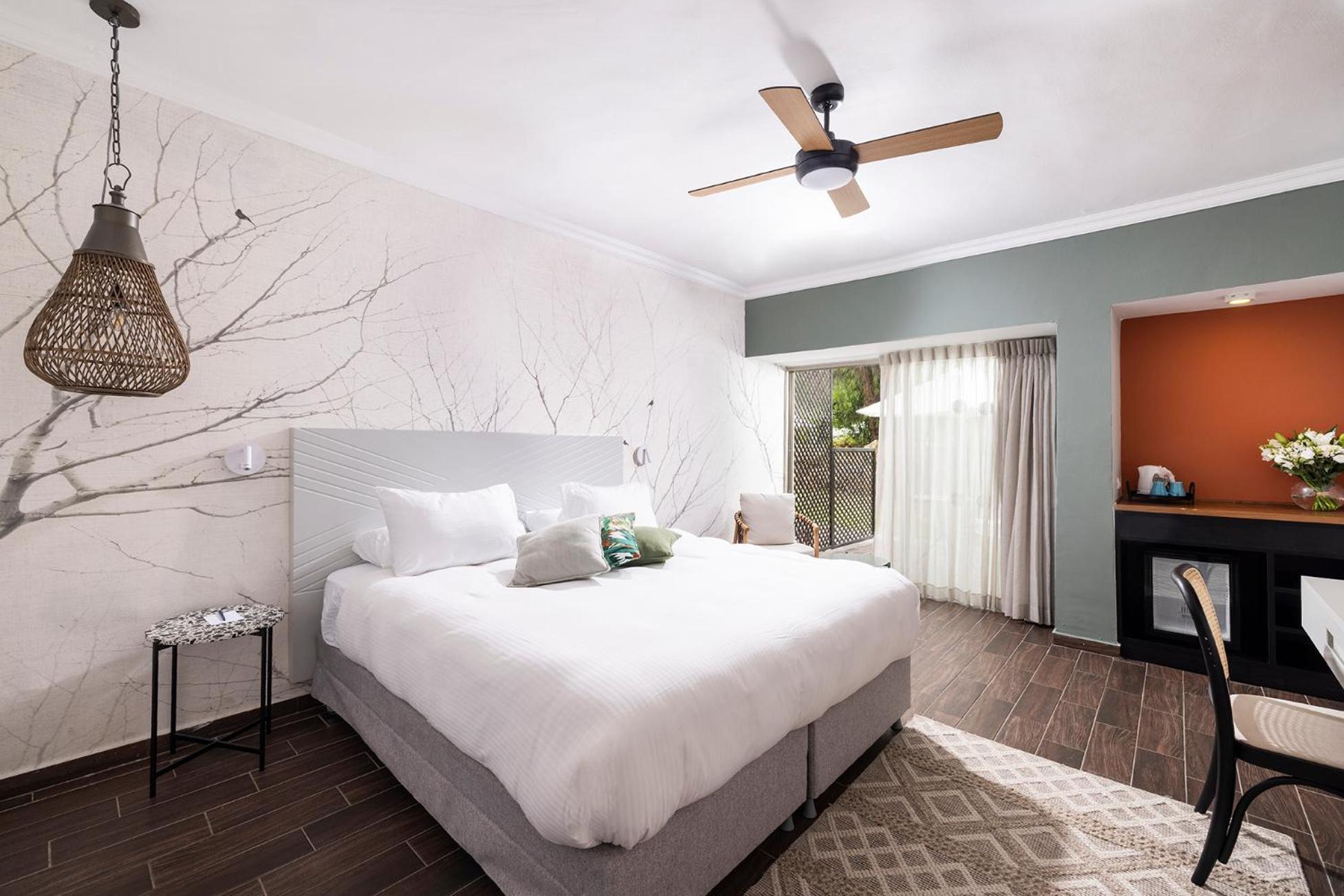 C Hotel Neve Ilan Dış mekan fotoğraf