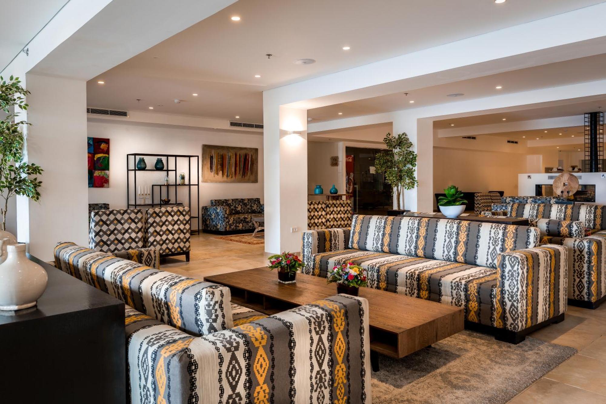 C Hotel Neve Ilan Dış mekan fotoğraf