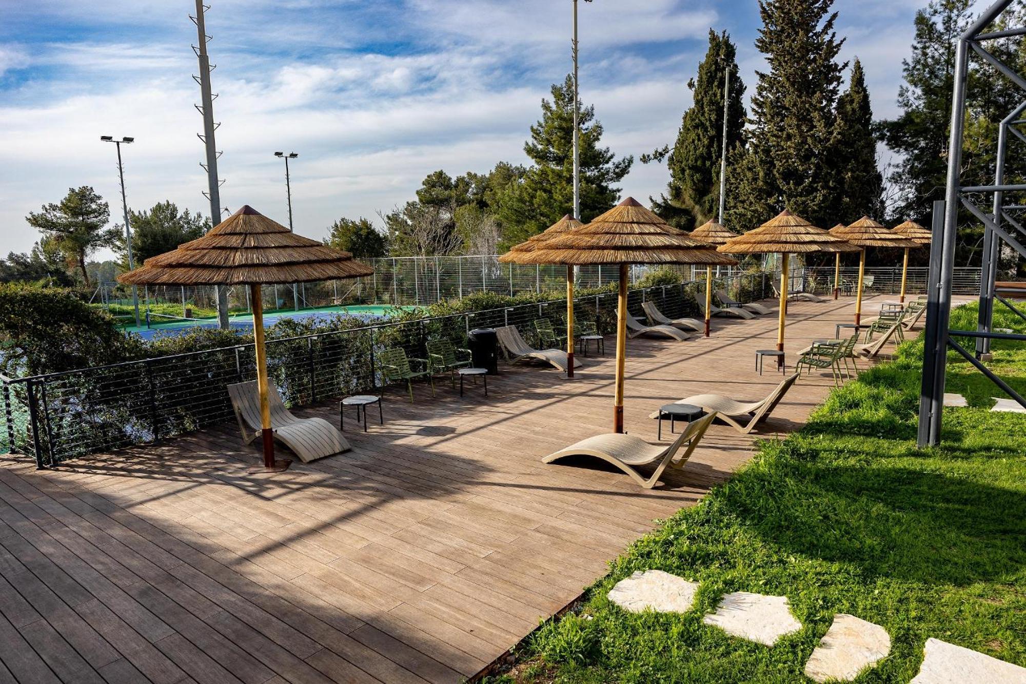 C Hotel Neve Ilan Dış mekan fotoğraf