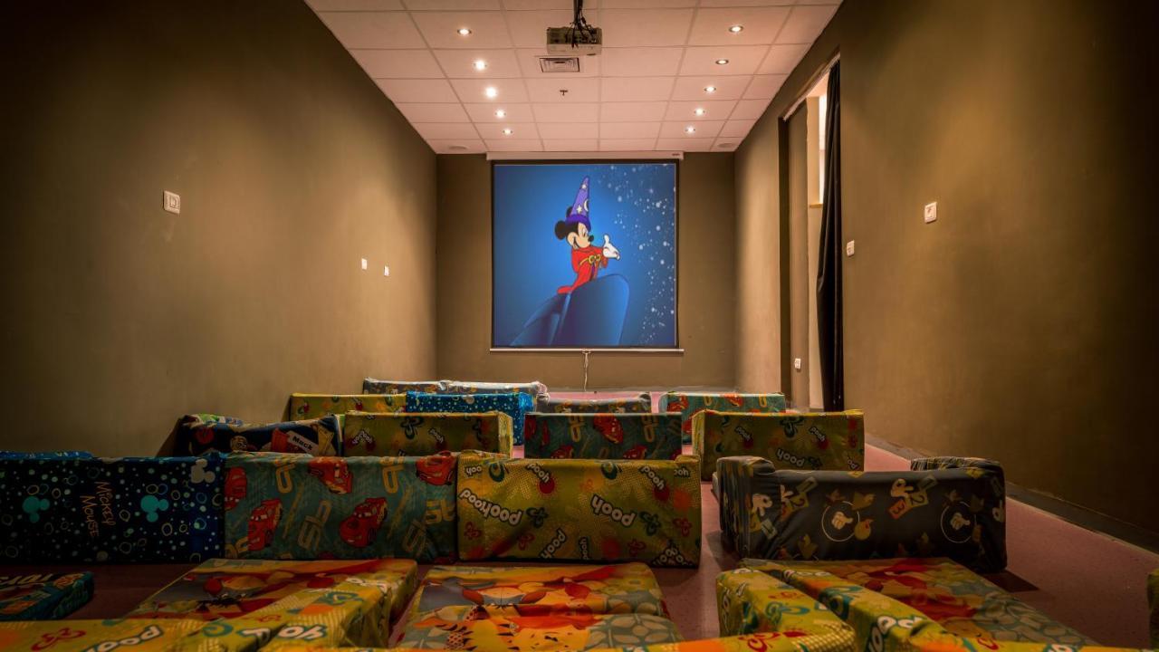 C Hotel Neve Ilan Dış mekan fotoğraf